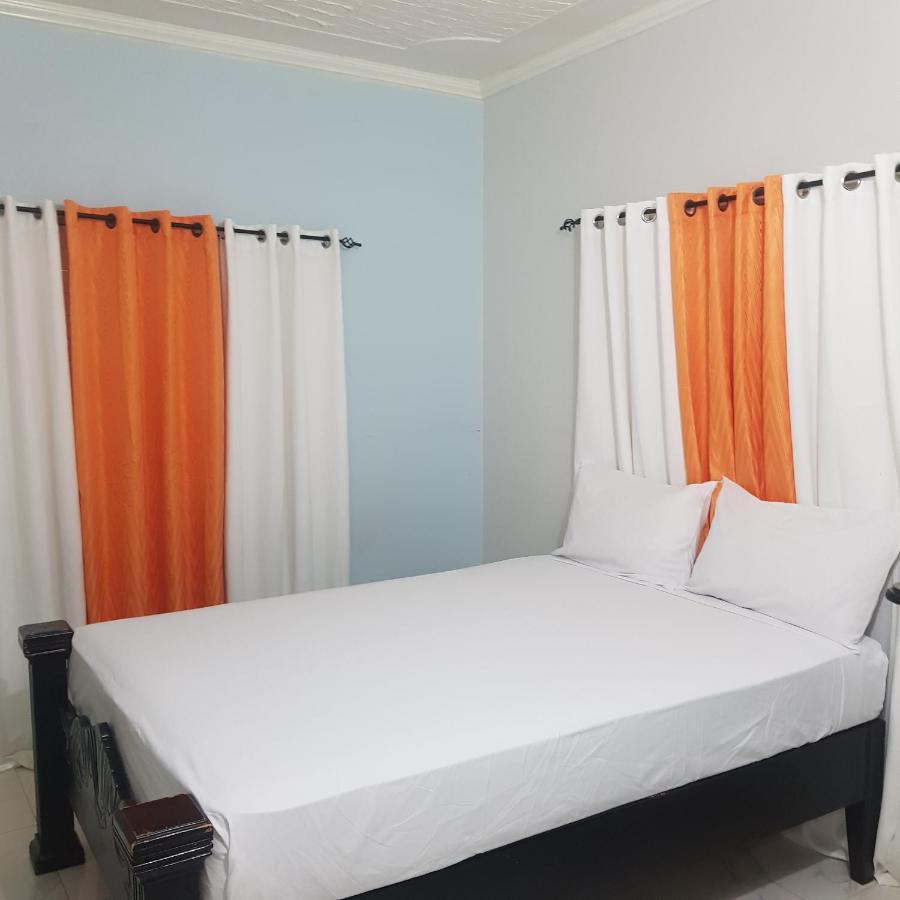 The Braemar Suite III New Kingston Exterior photo